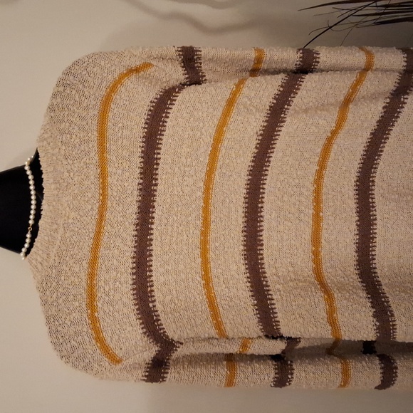 MASON & BELLE BOUCLE KNIT SWEATER SIZE LARGE - Picture 5 of 7